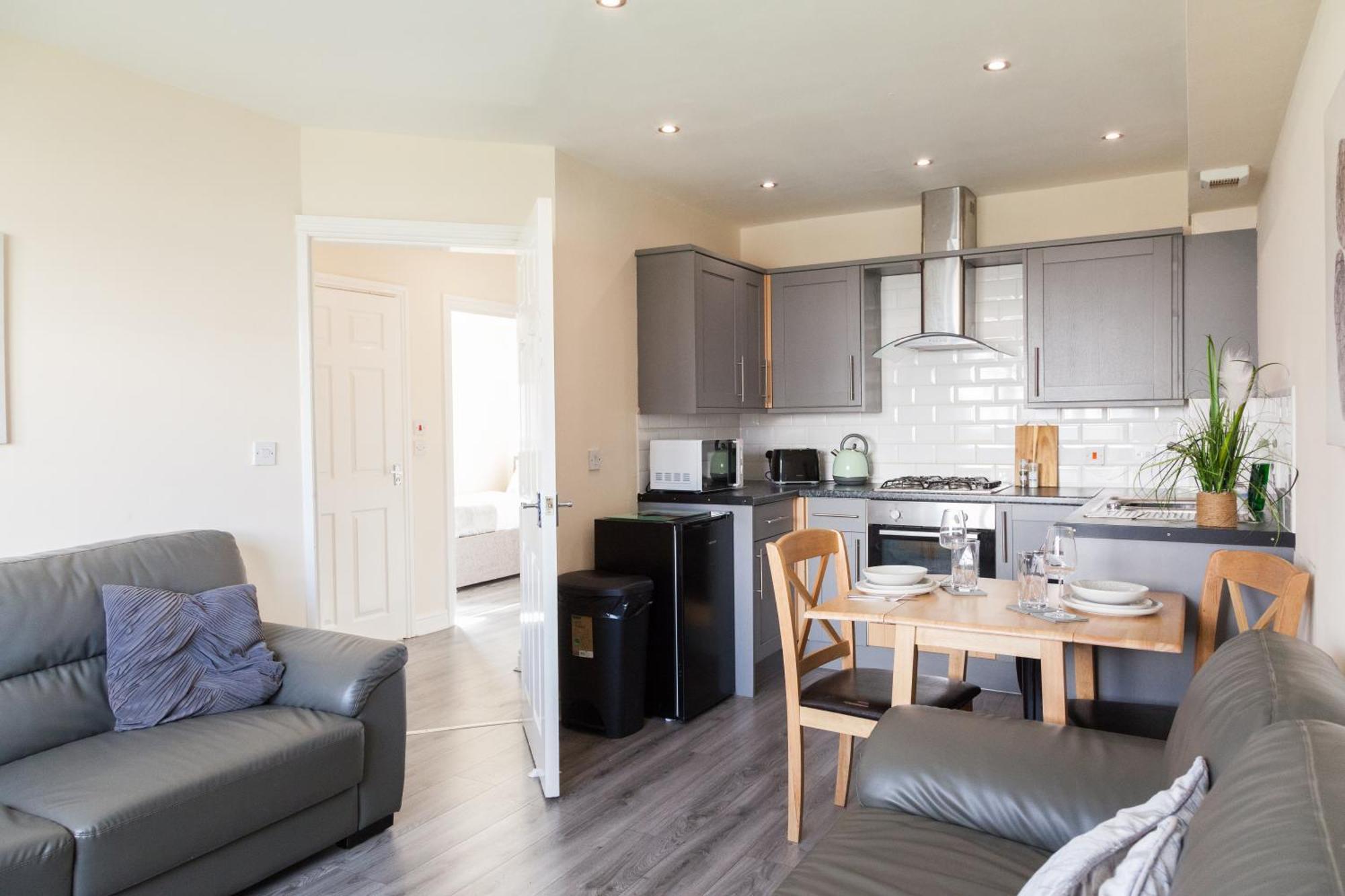 Pinfold Court Apartments نوزلي المظهر الخارجي الصورة