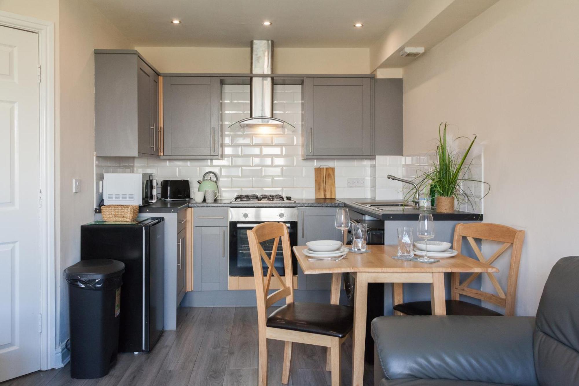 Pinfold Court Apartments نوزلي المظهر الخارجي الصورة