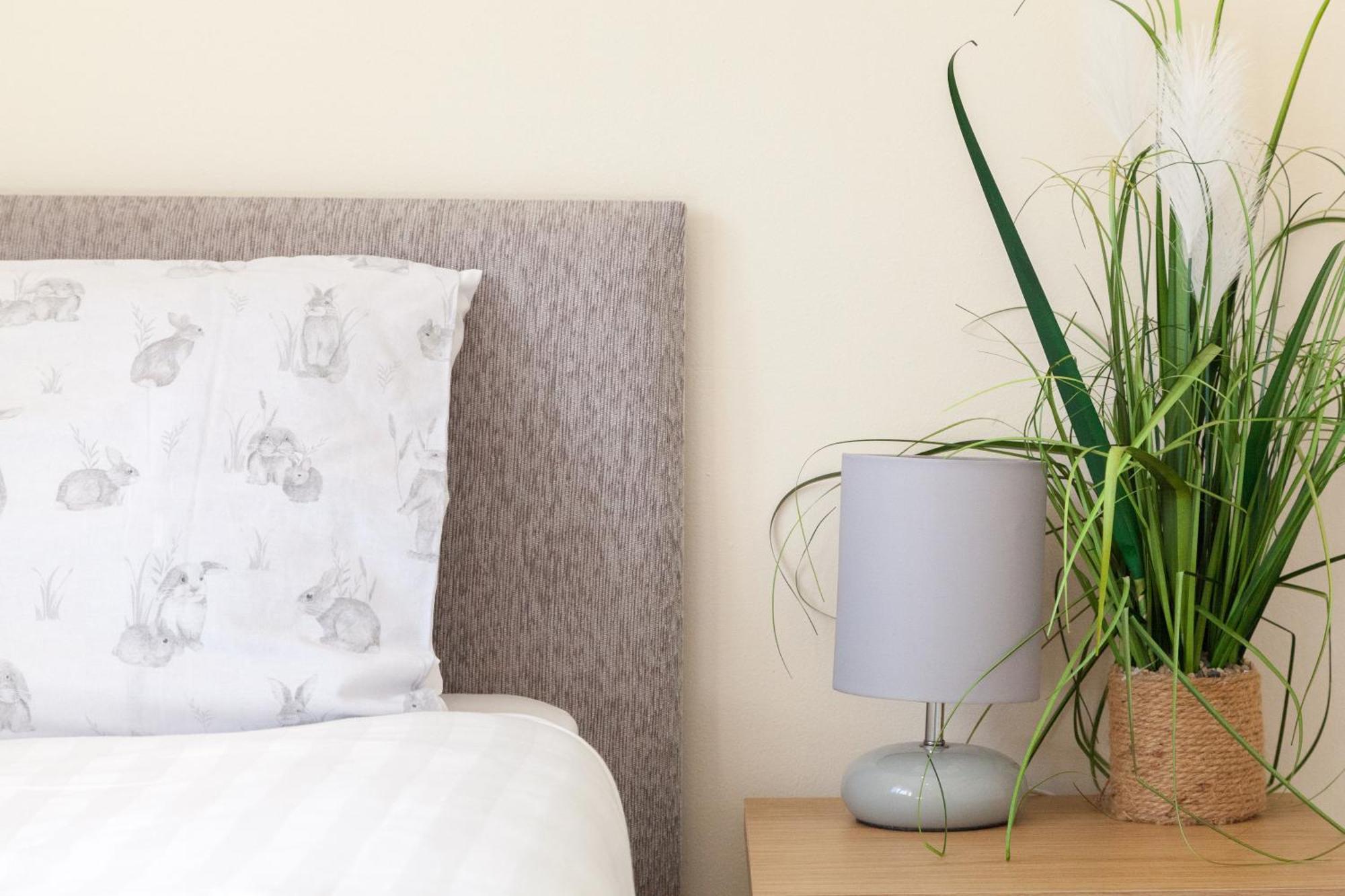 Pinfold Court Apartments نوزلي المظهر الخارجي الصورة